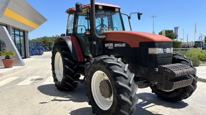 OmecoHub - NEW HOLLAND M135